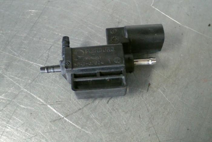 Gebrauchte Ansaugbrugge Audi RS6 Preis € 17,00 Margenregelung angeboten von TSI-Parts / Allmotorparts B.V.