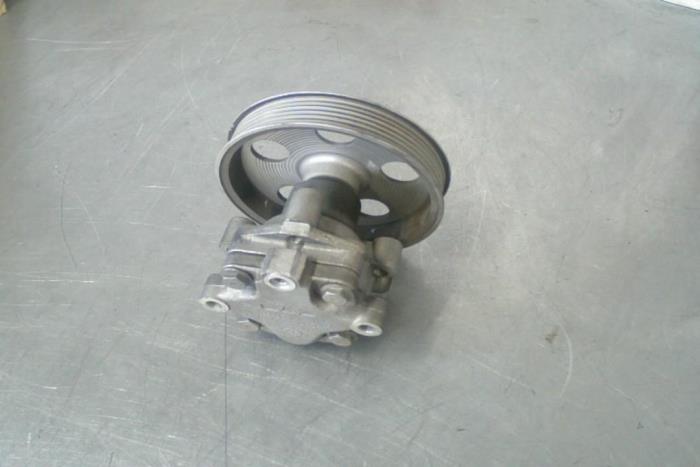 Usagé Pompe de direction Audi A4 Prix € 62,00 Règlement à la marge proposé par TSI-Parts / Allmotorparts B.V.
