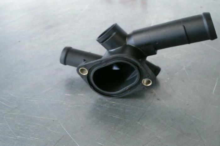 Thermostat housing from a Volkswagen Golf 2000