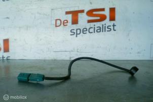 Usagé Capteur de cliquetis Volkswagen Golf Prix € 9,99 Prix TTC proposé par TSI-Parts