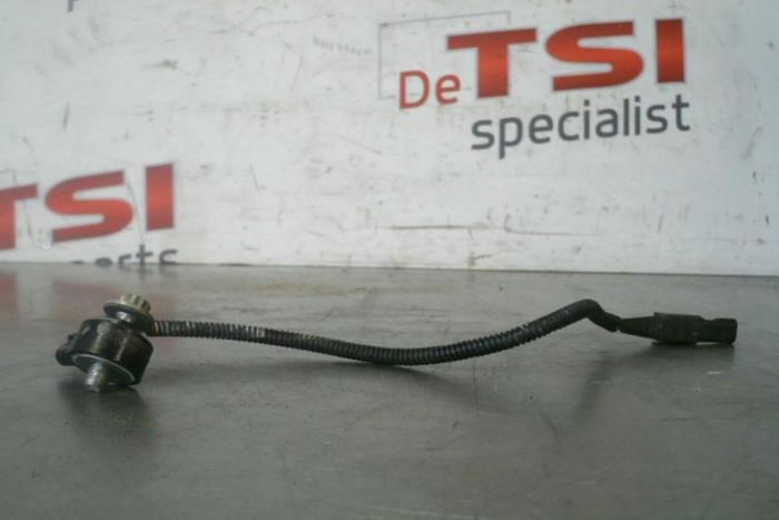 Gebrauchte Klopfsensor Audi S3 Preis € 9,50 Margenregelung angeboten von TSI-Parts / Allmotorparts B.V.
