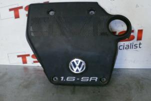 Usados Cobertor motor Volkswagen Golf Precio € 20,00 IVA incluido ofrecido por TSI-Parts