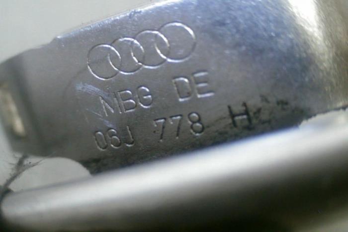 Conduit de pression d'huile d'un Audi TT 2012