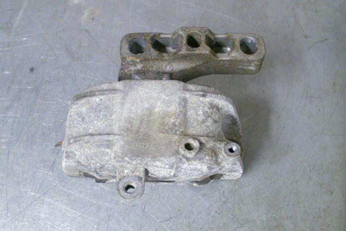 Used Engine mount Volkswagen CC Price € 25,00 Margin scheme offered by TSI-Parts / Allmotorparts B.V.