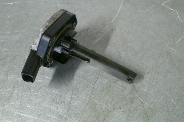 Gebrauchte Ölstandsensor Volkswagen Crafter Preis € 8,00 Margenregelung angeboten von TSI-Parts / Allmotorparts B.V.