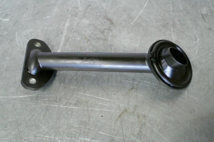Gebrauchte Öl Ansaugrohr Volkswagen UP Preis € 8,00 Margenregelung angeboten von TSI-Parts / Allmotorparts B.V.
