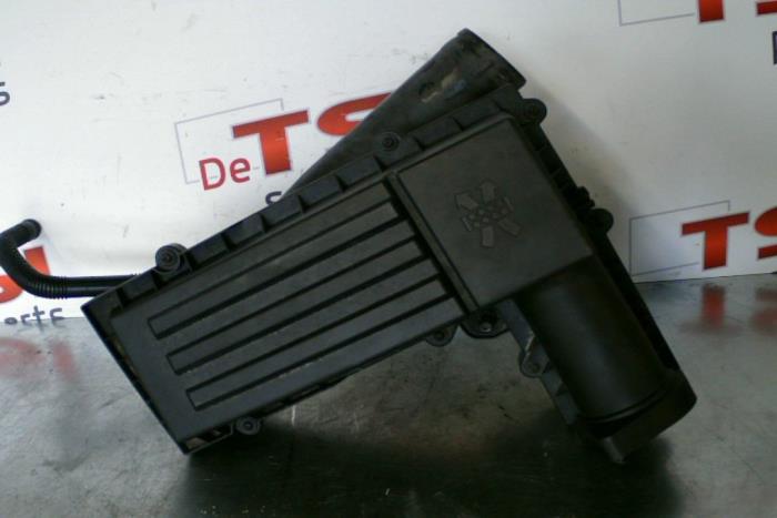 Begagnade Luftfilterhus Volkswagen Golf V (1K1) 2.0 TDI 16V Pris € 21,00 Marginaltabell erbjuds av TSI-Parts / Allmotorparts B.V.