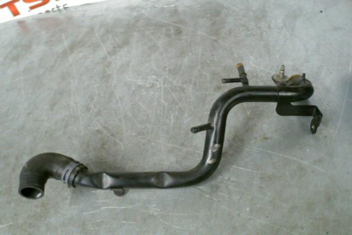 Gebrauchte Wasserrohr Skoda Superb Preis € 25,00 Margenregelung angeboten von TSI-Parts / Allmotorparts B.V.