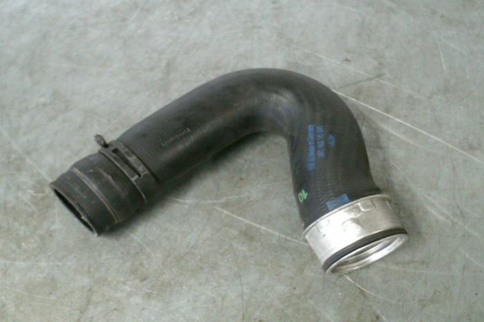 Gebrauchte Intercooler Schlauch Volkswagen Golf Preis € 25,00 Margenregelung angeboten von TSI-Parts / Allmotorparts B.V.