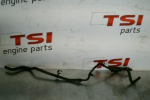 Gebrauchte Wasserrohr Volkswagen Taro Preis € 25,00 Mit Mehrwertsteuer angeboten von TSI-Parts