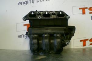 Ansaugbrugge van een Volkswagen Polo IV (9N1/2/3) 1.2 12V 2006