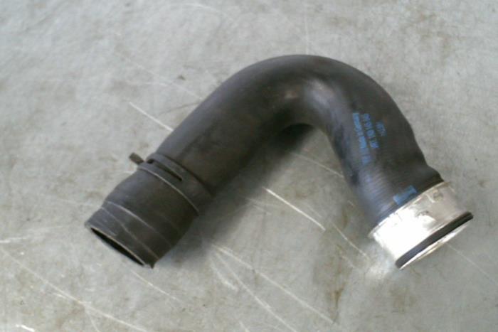 Gebrauchte Intercooler Schlauch Volkswagen Golf Preis € 25,00 Margenregelung angeboten von TSI-Parts / Allmotorparts B.V.