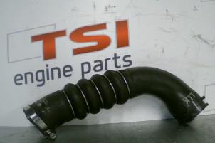 Usagé Tuyau intercooler Audi A6 Prix € 30,00 Prix TTC proposé par TSI-Parts