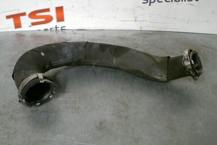Gebrauchte Intercooler Rohr Audi A5 Preis € 37,00 Margenregelung angeboten von TSI-Parts / Allmotorparts B.V.