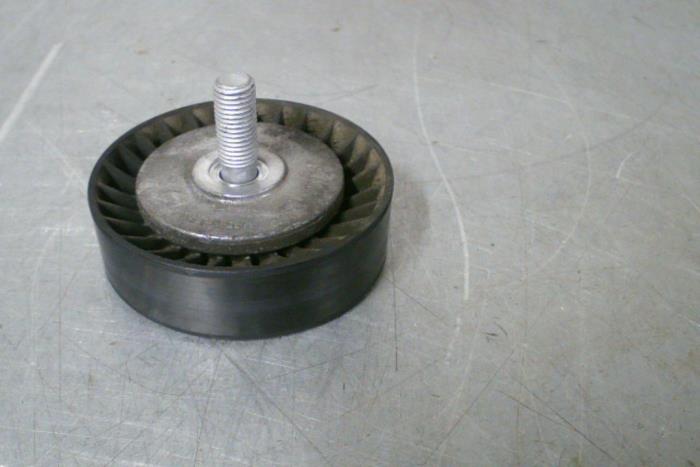 Usados Rodillo tensor correa trapezoidal Volkswagen Polo Precio € 21,00 Norma de margen ofrecido por TSI-Parts / Allmotorparts B.V.