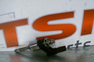 Usados Inyector (inyección de gasolina) Seat Ibiza IV (6J5) 1.2 TSI Precio € 75,00 IVA incluido ofrecido por TSI-Parts