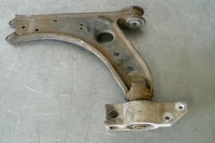 Used Front upper wishbone, left Volkswagen Caddy Price € 25,00 Inclusive VAT offered by TSI-Parts