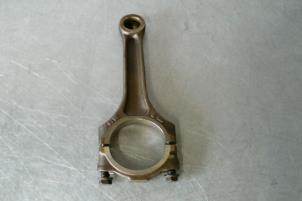 Used Connecting rod Volkswagen Corrado 2.9 VR6 Price € 50,00 Inclusive VAT offered by TSI-Parts