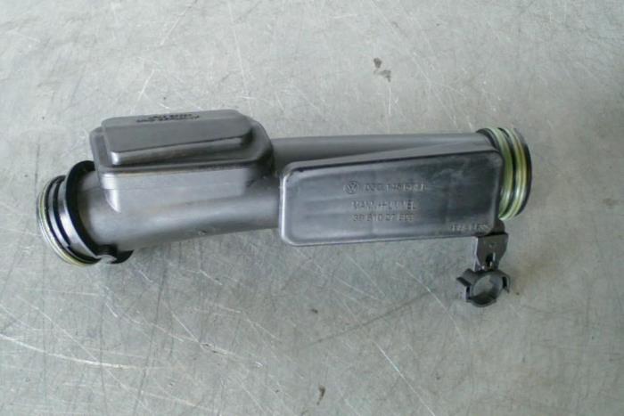 Usagé Conduit (divers) Volkswagen Golf V (1K1) 1.4 TSI 140 16V Prix € 12,00 Règlement à la marge proposé par TSI-Parts / Allmotorparts B.V.