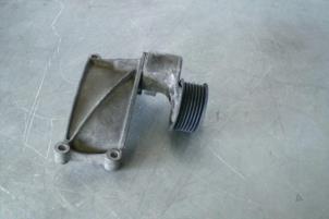 Used Alternator lower bracket Audi A6 Price € 25,00 Inclusive VAT offered by TSI-Parts