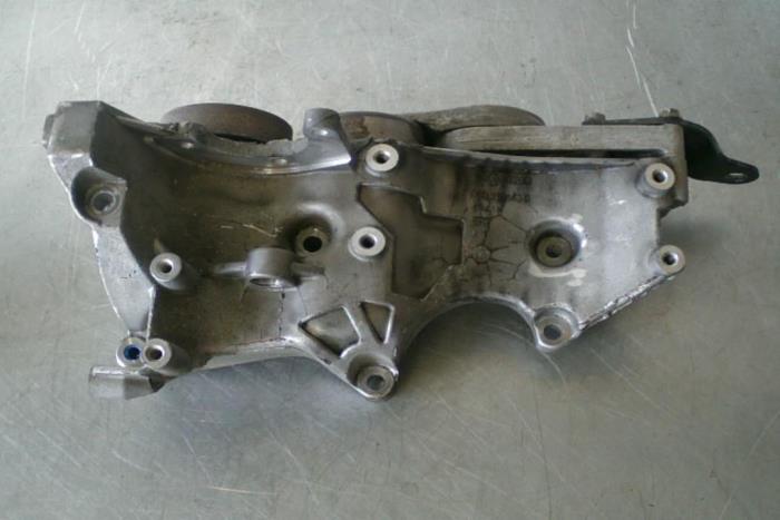 Gebrauchte Dynamostütze oben Audi A6 (C6) 2.0 T FSI 16V Preis € 17,00 Margenregelung angeboten von TSI-Parts / Allmotorparts B.V.