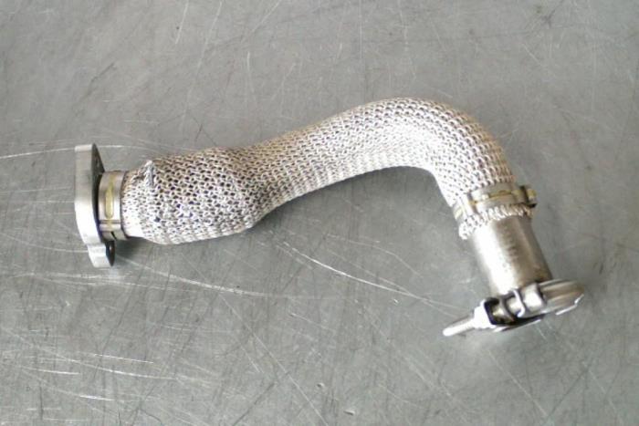 Gebrauchte AGR Rohr Audi A6 Preis € 17,00 Margenregelung angeboten von TSI-Parts / Allmotorparts B.V.