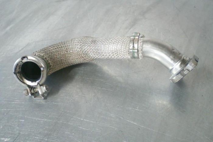 Gebrauchte AGR Rohr Audi A6 Preis € 21,00 Margenregelung angeboten von TSI-Parts / Allmotorparts B.V.