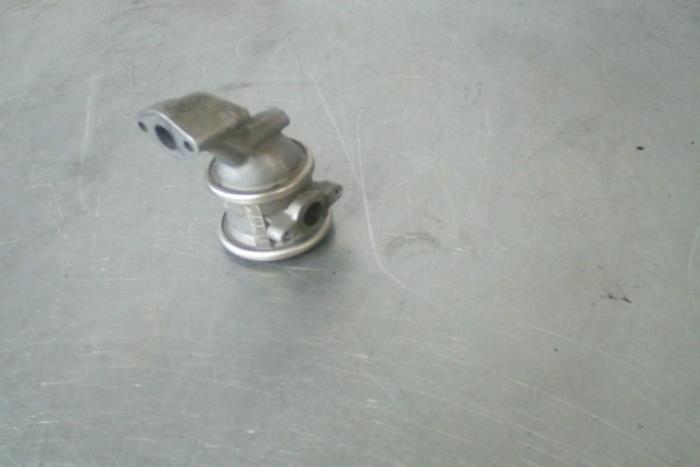 Gebrauchte AGR Ventil Audi A6 Preis € 23,00 Margenregelung angeboten von TSI-Parts / Allmotorparts B.V.