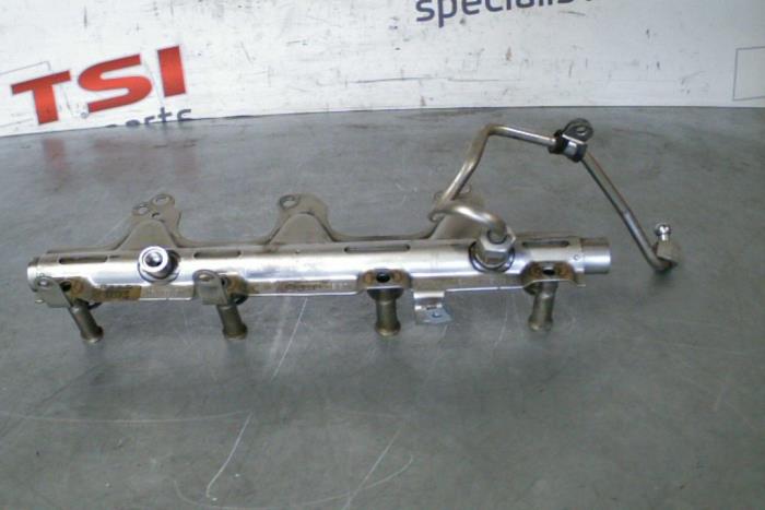 Gebrauchte Kraftstoffverteiler Audi A4 Preis € 65,00 Margenregelung angeboten von TSI-Parts / Allmotorparts B.V.