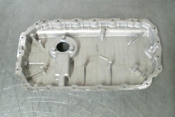 Gebrauchte Ölwanne Audi A6 (C6) 3.2 V6 24V FSI Quattro Preis € 25,00 Margenregelung angeboten von TSI-Parts / Allmotorparts B.V.