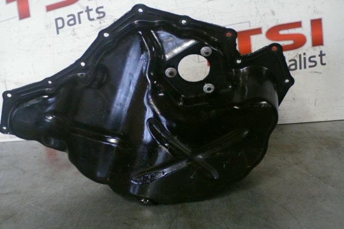 Usagé Couvercle carter Audi A4 (B8) 2.0 TFSI 16V Quattro Prix € 25,00 Règlement à la marge proposé par TSI-Parts / Allmotorparts B.V.