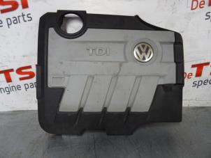 Używane Pokrywa silnika Volkswagen Golf Cena € 35,01 Z VAT oferowane przez TSI-Parts