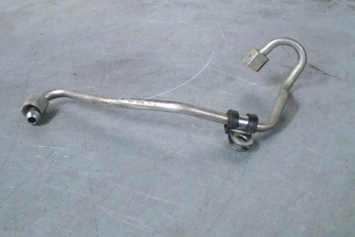 Usagé Conduit de carburant Audi A4 Prix € 12,00 Règlement à la marge proposé par TSI-Parts / Allmotorparts B.V.