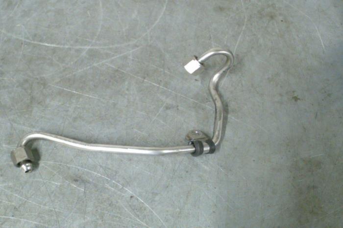 Usagé Conduit de carburant Volkswagen Golf Prix € 21,00 Règlement à la marge proposé par TSI-Parts / Allmotorparts B.V.