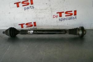 Usagé Arbre de transmission avant droit Audi A3 Prix € 50,00 Prix TTC proposé par TSI-Parts