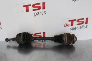 Used Front drive shaft, left Volkswagen Transporter Price € 125,01 Inclusive VAT offered by TSI-Parts