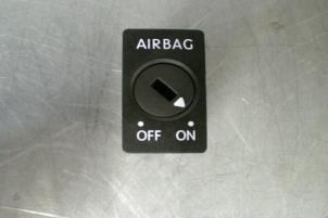 Used Airbag switch Audi A6 Price € 15,00 Inclusive VAT offered by TSI-Parts