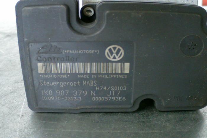Pompa ABS z Volkswagen Golf 2006