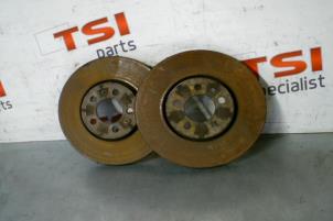 Usados Disco de freno delante Audi A1 Precio de solicitud ofrecido por TSI-Parts