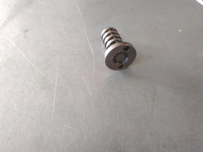 Chain Tensioner Camshaft Adjuster For Audi VW 2.4 2.7T 2.8 V6 - Left & Right Side Compatible (078109087C) 5 thumbnail image