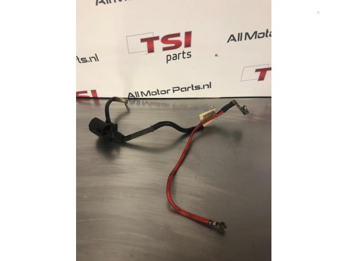 Positive cable battery
