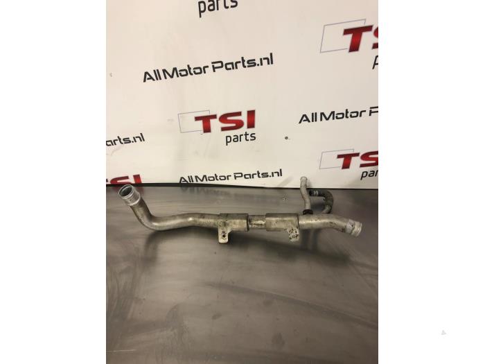 Begagnade Vattenrör Audi A6 (C6) 4.2 V8 40V FSI Quattro Pris € 33,00 Marginaltabell erbjuds av TSI-Parts / Allmotorparts B.V.