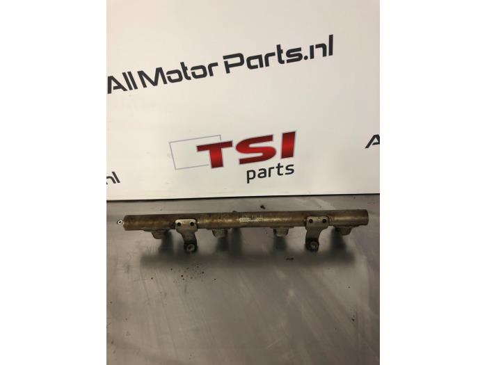 Gebrauchte Kraftstoffverteiler Audi A8 (D3) 4.2 V8 40V FSI Quattro Preis € 83,00 Margenregelung angeboten von TSI-Parts / Allmotorparts B.V.