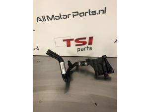 Używane Rura wodna Audi A5 Sportback (8TA) 2.7 TDI V6 24V Cena € 25,00 Z VAT oferowane przez TSI-Parts