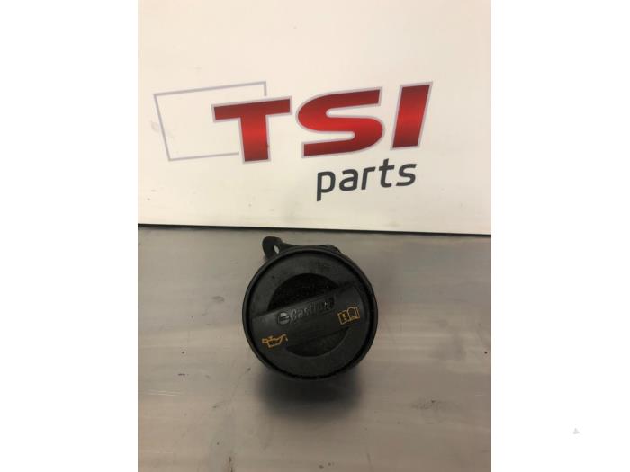 Gebrauchte Öl Füllrohr Audi A5 Sportback (8TA) 2.7 TDI V6 24V Preis € 12,00 Margenregelung angeboten von TSI-Parts / Allmotorparts B.V.