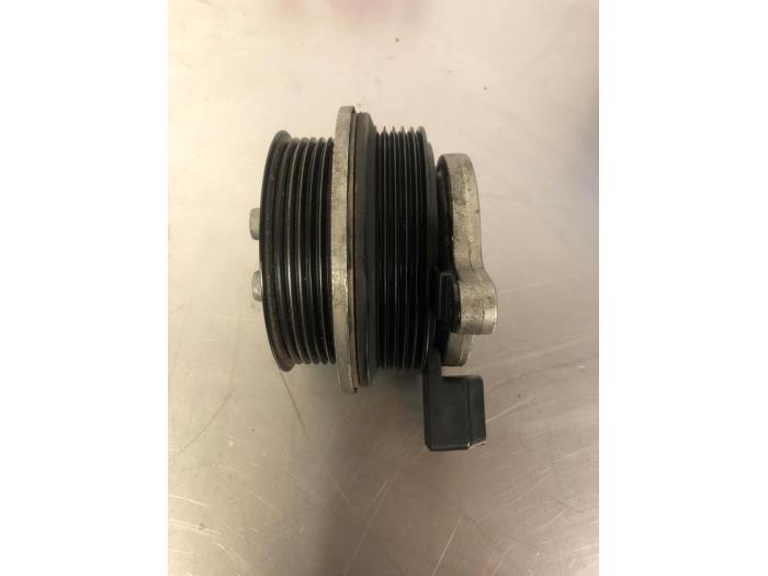 Pompe à eau d'un Volkswagen Golf V (1K1) 1.4 TSI 140 16V 2008