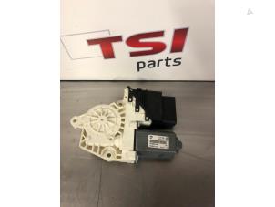 Używane Silnik szyby drzwiowej Volkswagen Tiguan (5N1/2) 1.4 TSI 16V Cena € 50,00 Z VAT oferowane przez TSI-Parts
