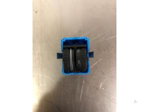 Used AIH headlight switch Volkswagen Tiguan (5N1/2) 1.4 TSI 16V Price € 15,00 Inclusive VAT offered by TSI-Parts