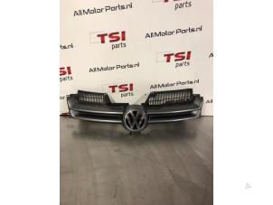 Usagé Calandre Volkswagen Golf V (1K1) 1.4 TSI 122 16V Prix € 50,00 Prix TTC proposé par TSI-Parts