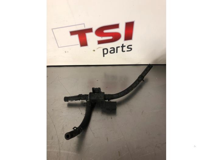 Usagé Régulateur pression turbo Volkswagen Golf VI (5K1) 2.0 GTI 16V Prix € 21,00 Règlement à la marge proposé par TSI-Parts / Allmotorparts B.V.
